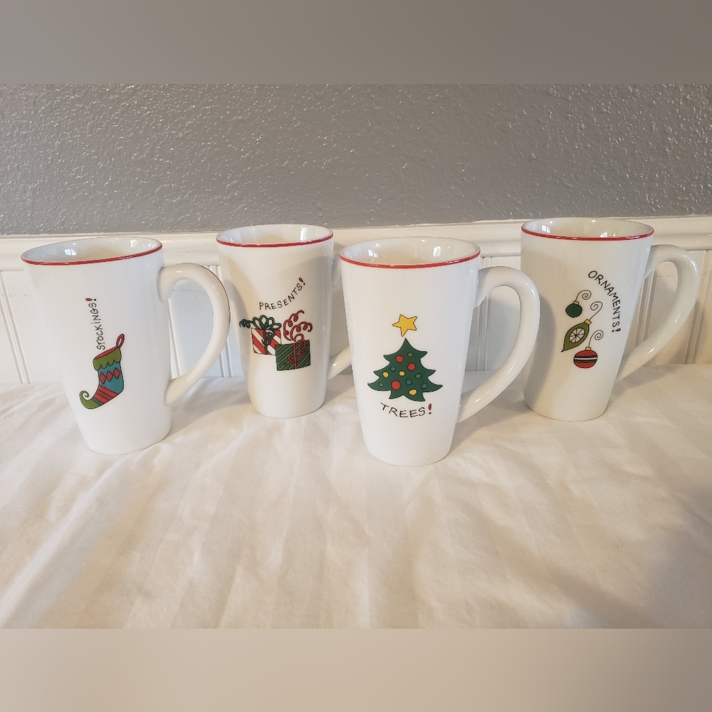 Set of 4 Large Christmas Mugs - 18 oz